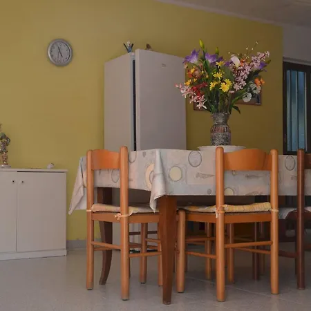 Apartment Via Ulisse Fbu-dom01